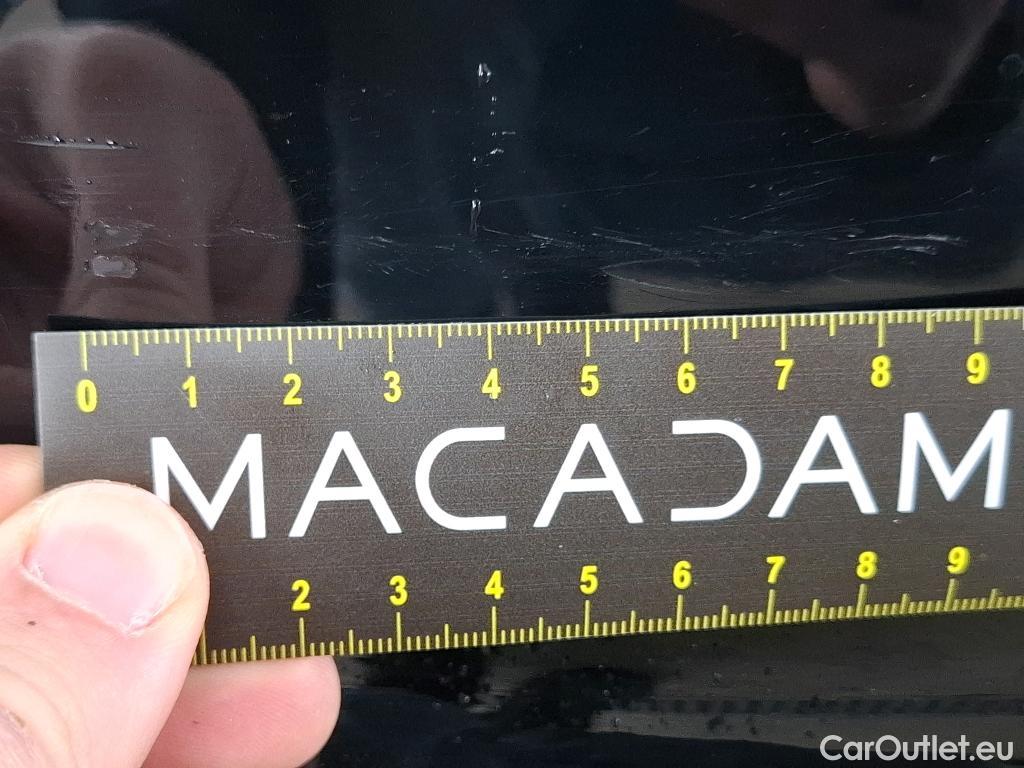  Peugeot  208  (e-) Allure Pack 50kWh BVA #21