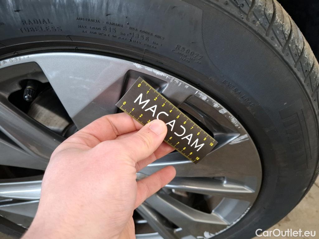  Peugeot  208  (e-) Allure Pack 50kWh BVA #16