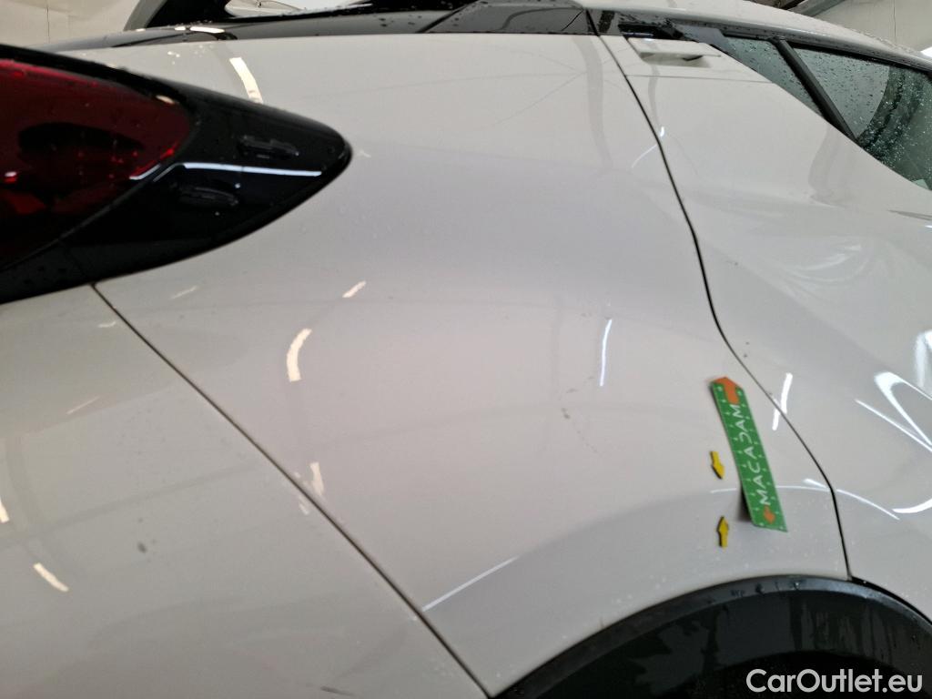  Toyota  C-HR TOYOTA  / 2016 / 5P / SUV 1.8 Hybride 122 Dynamic Business Stage A #3