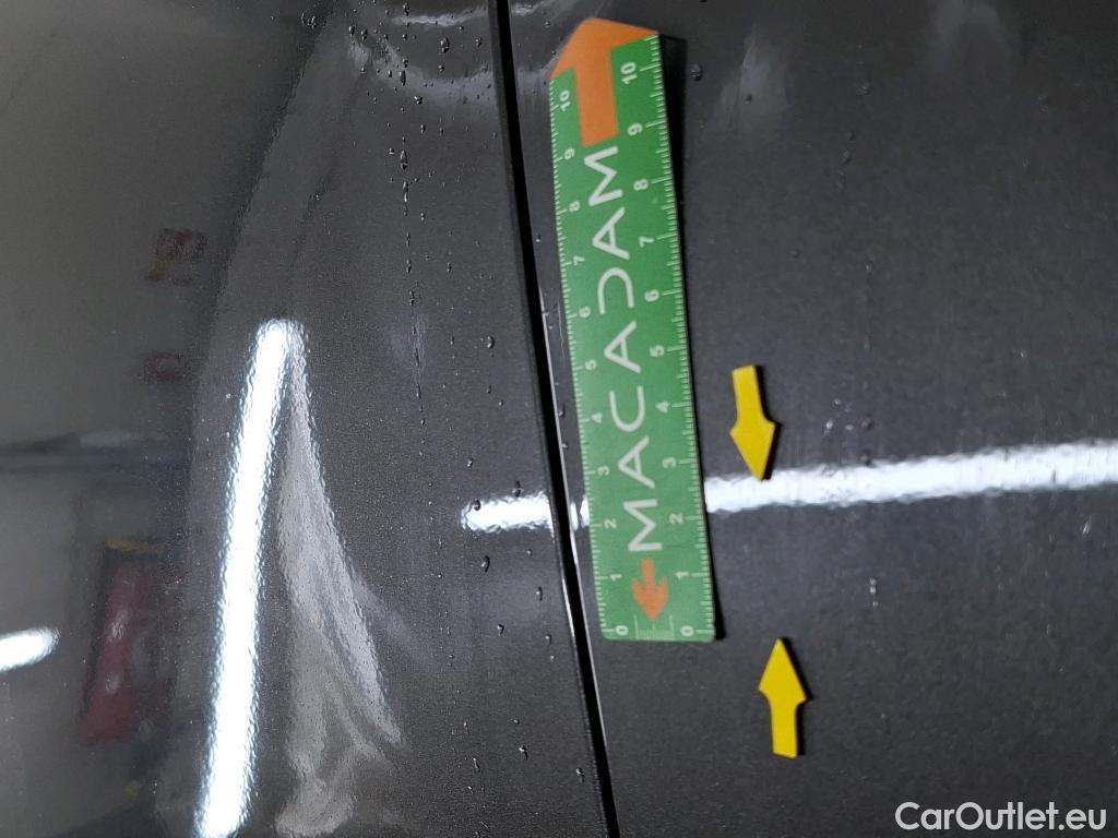  Toyota  C-HR TOYOTA  / 2016 / 5P / SUV 1.8 Hybride 122 Dynamic Business Stage A #21