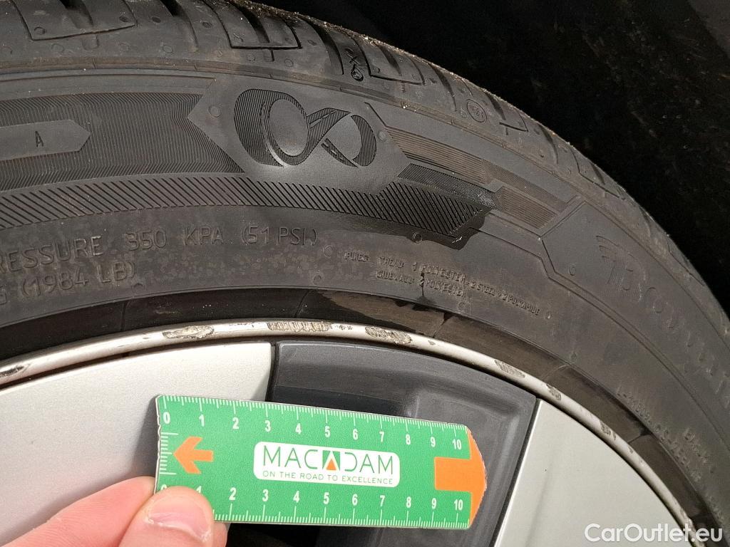  Tesla  Model Y TESLA  / 2021 / 5P / SUV RWD #13