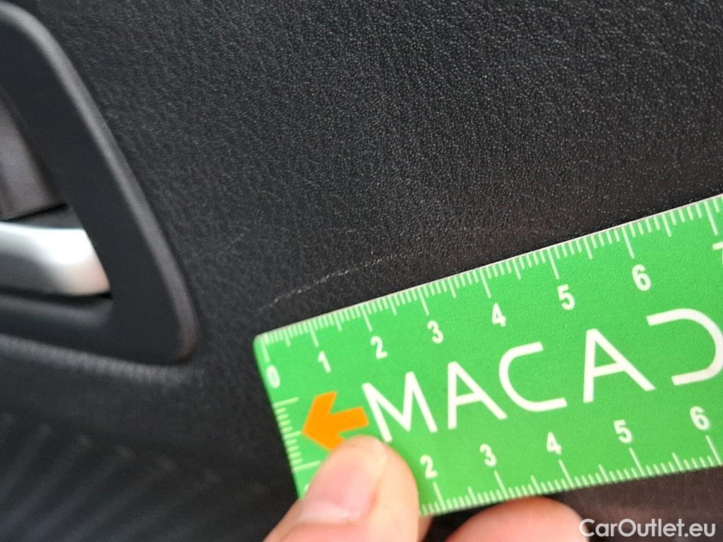  Toyota  C-HR TOYOTA  / 2016 / 5P / SUV 1.8 Hybride 122 Dynamic Business Stage A #13