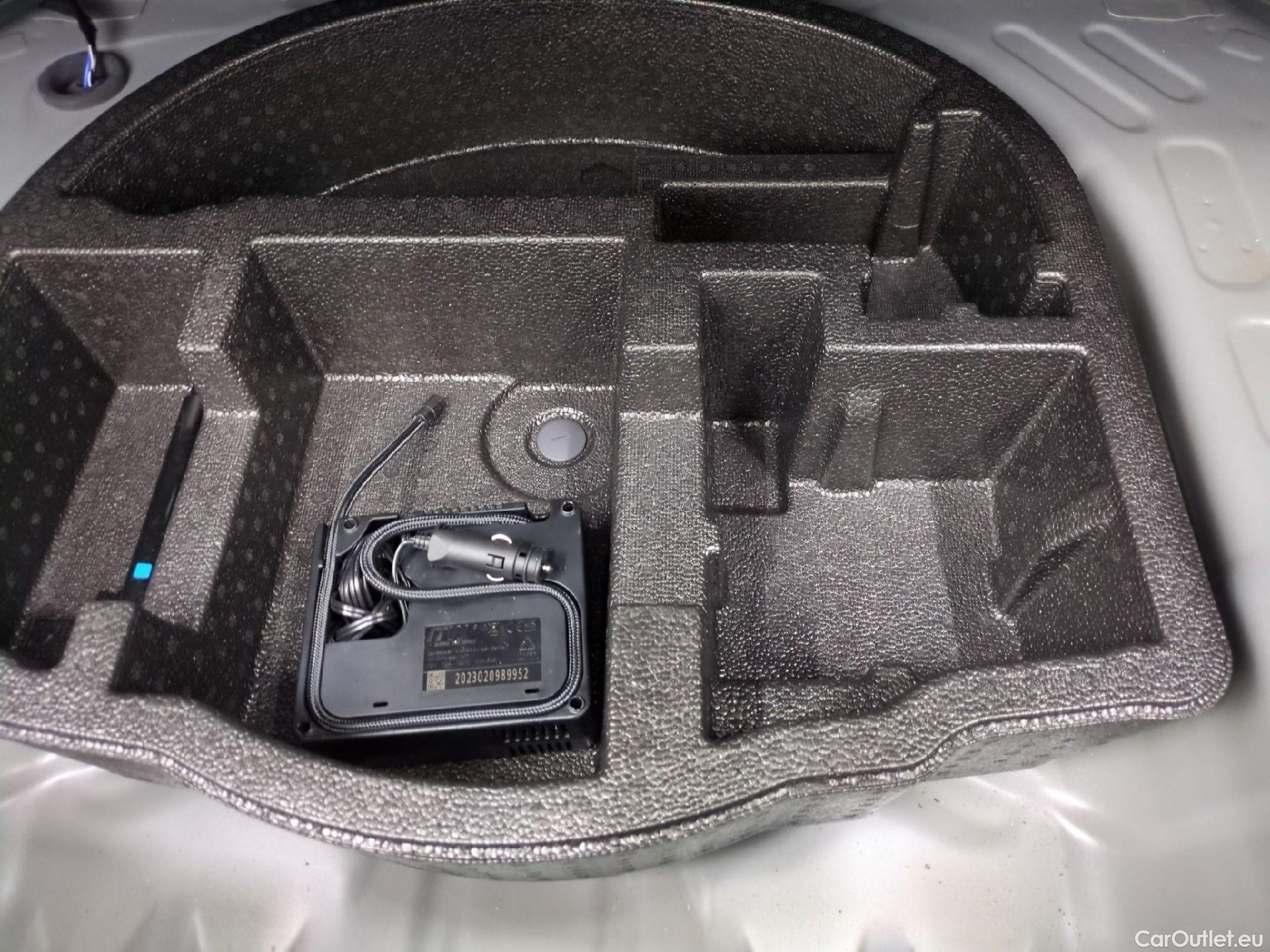  Toyota  Yaris Cross TOYOTA  Hybride / 2021 / 5P / SUV 1.5 HYBRID 116H DYNAMIC BUSINESS BEY AWD #6