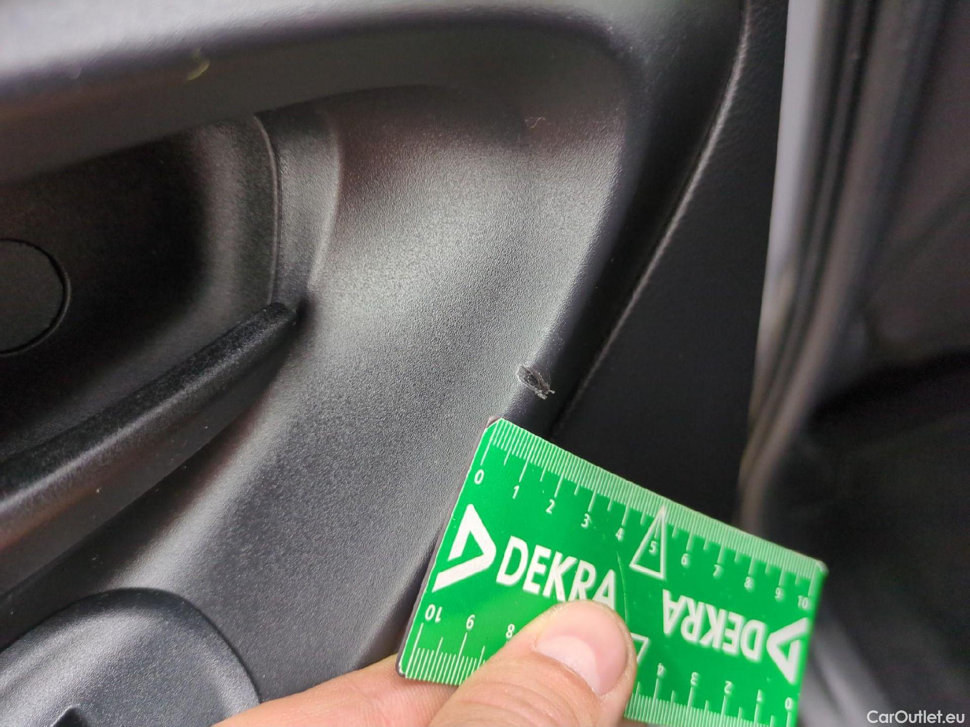  Toyota  Yaris Cross TOYOTA  Hybride / 2021 / 5P / SUV 1.5 HYBRID 116H DYNAMIC BUSINESS BEY AWD #2