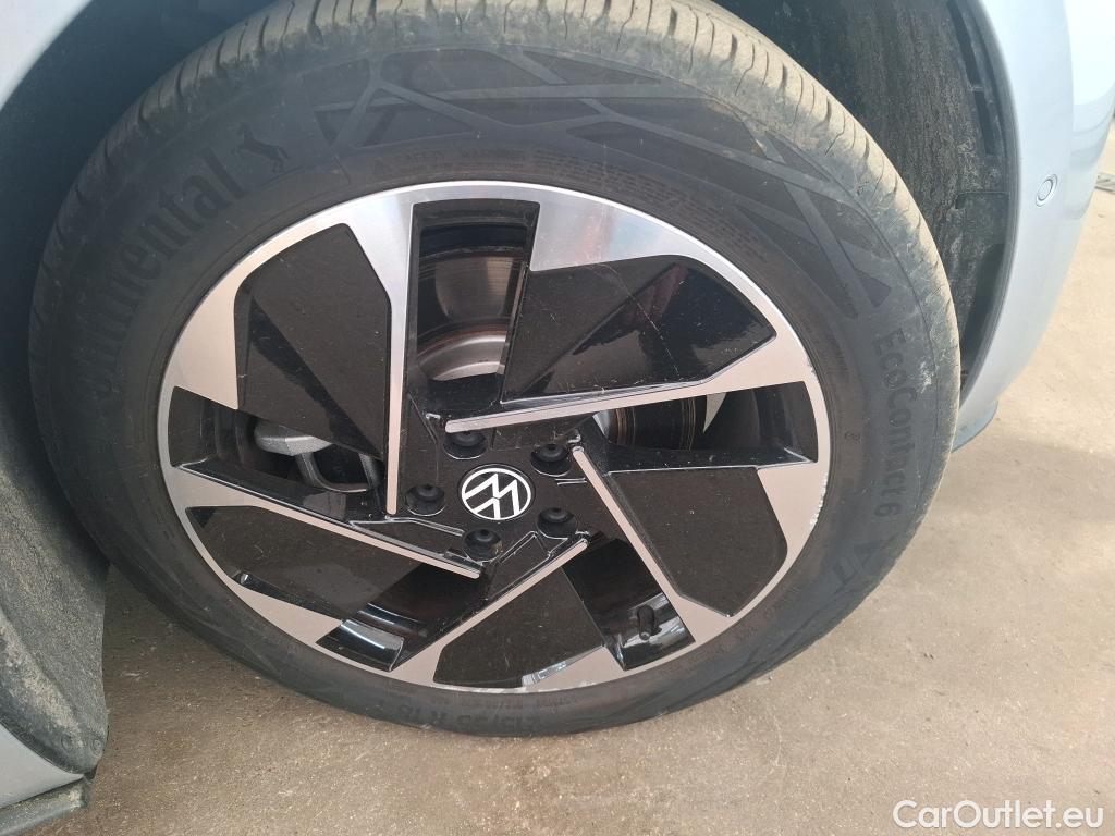  Volkswagen  ID.3  150 kW Pro Performance Life Plus 58kWh BVA #32