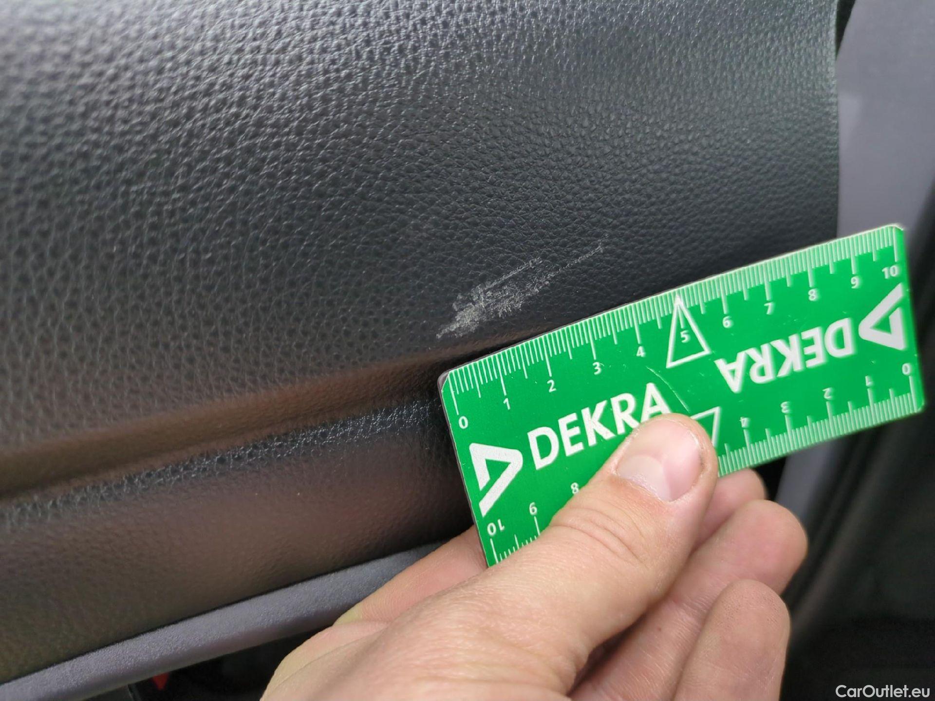  Toyota  Yaris Cross TOYOTA  Hybride / 2021 / 5P / SUV 1.5 HYBRID 116H DYNAMIC BUSINESS BEY AWD #3