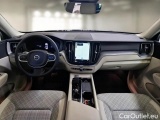  Volvo  XC60 VOLVO  / 2021 / 5P / SUV T6 PLUG-IN AWD AUTO CORE #3