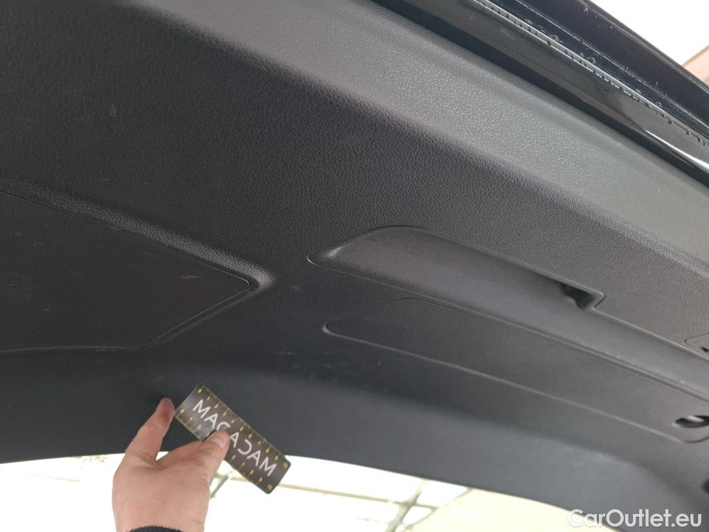  Audi  Q3 AUDI  / 2018 / 5P / SUV 35 TFSI 150 MHEV S TRONIC DESIGN LUXE #30