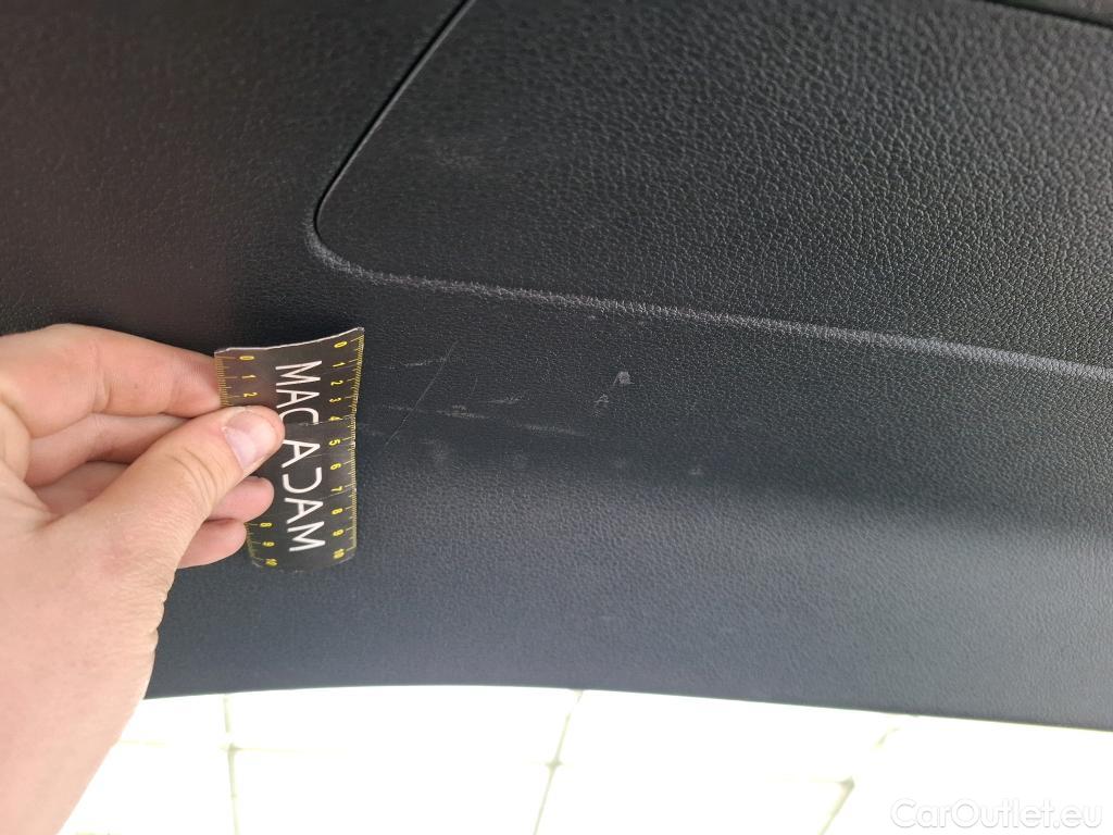  Audi  Q3 AUDI  / 2018 / 5P / SUV 35 TFSI 150 MHEV S TRONIC DESIGN LUXE #32