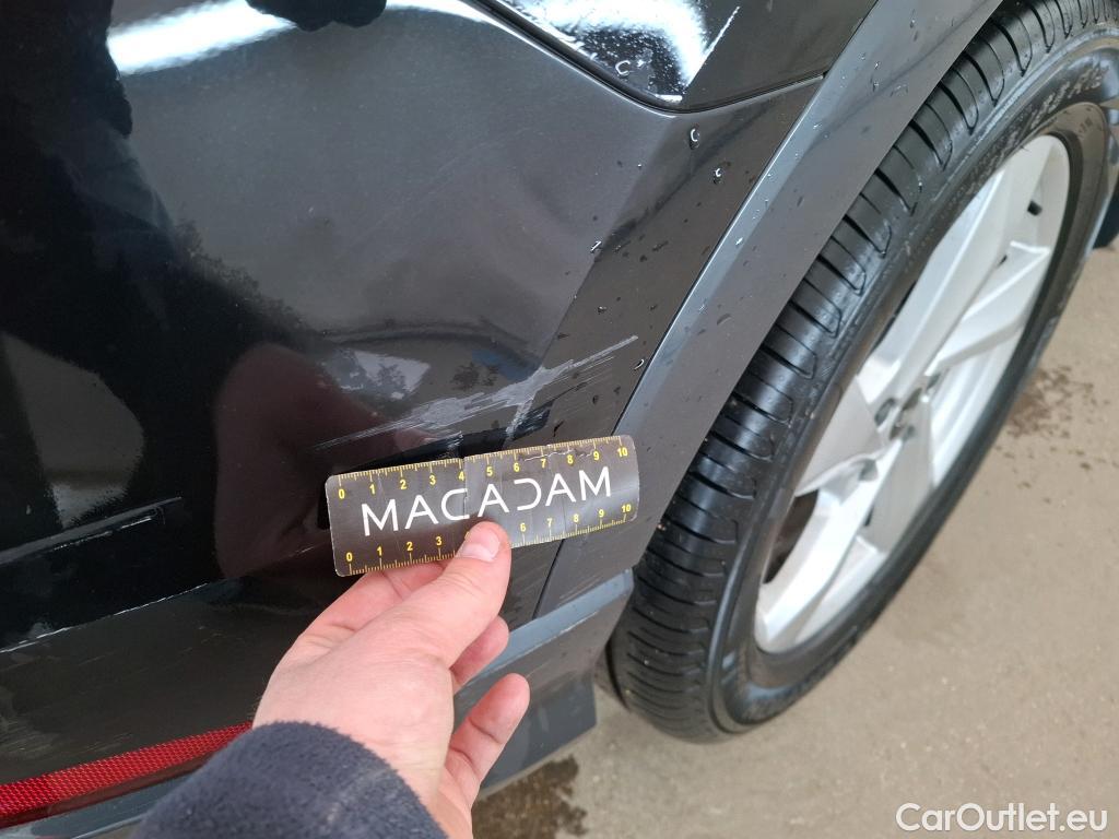  Audi  Q3 AUDI  / 2018 / 5P / SUV 35 TFSI 150 MHEV S TRONIC DESIGN LUXE #6