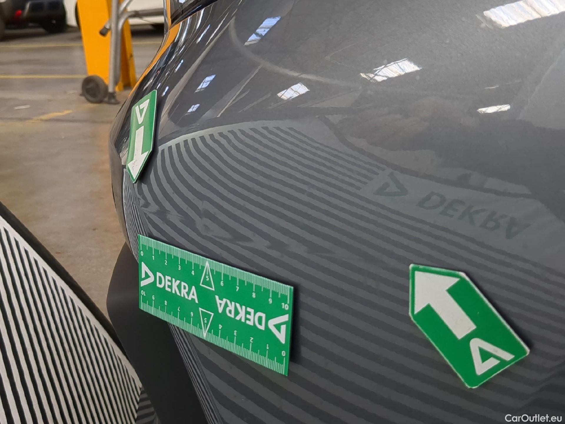  Bmw  Serie 1 1 Berline 116 d Business Design 1.5 115CV BVA7 E6d #7