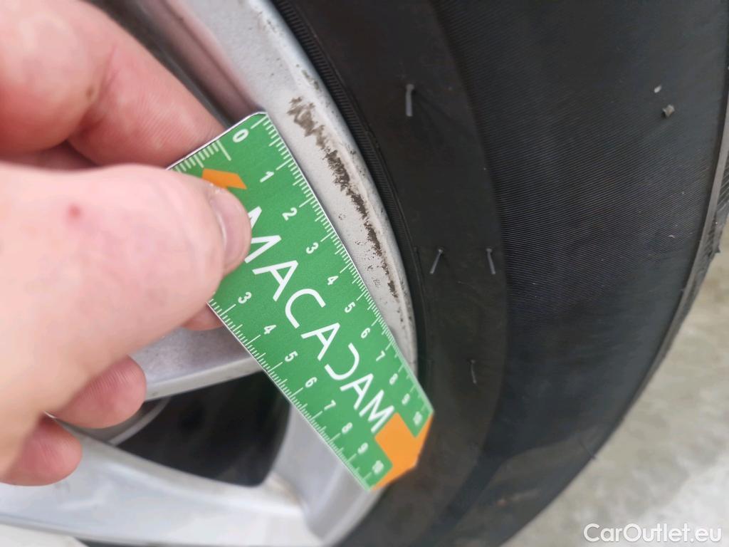  Bmw  X2 BMW   2017  5P  SUV sDrive18d Business Design BVA8 #2