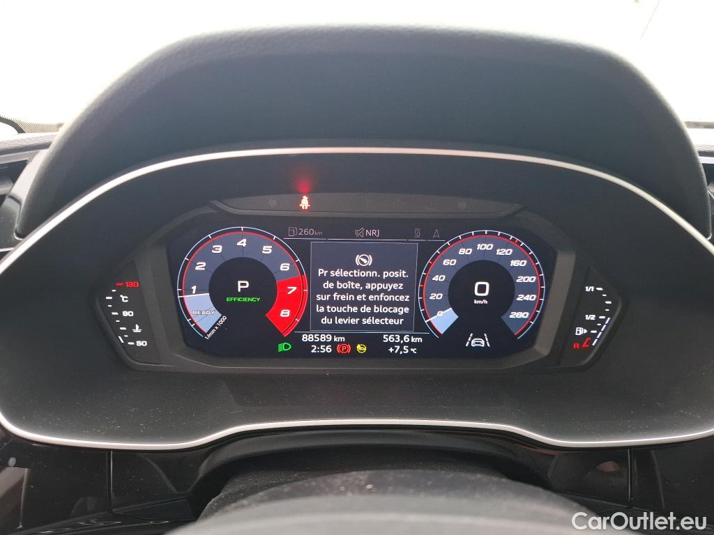  Audi  Q3 AUDI  / 2018 / 5P / SUV 35 TFSI 150 MHEV S TRONIC DESIGN LUXE #29