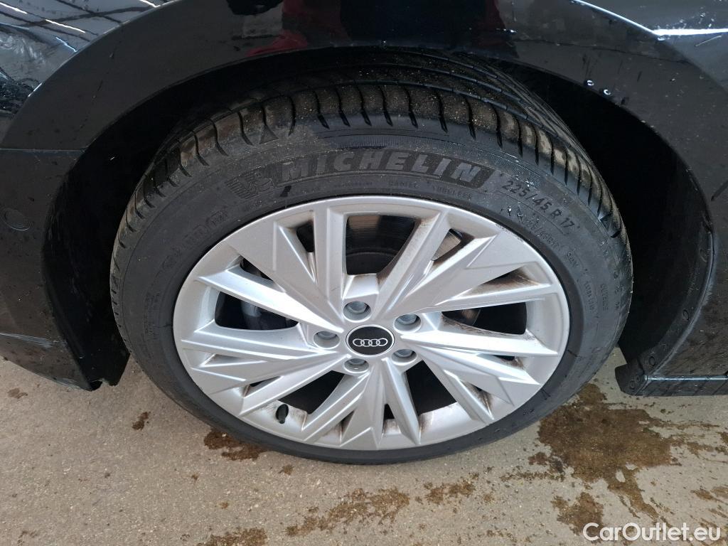  Audi  A3 AUDI  Sportback / 2020 / 5P / Berline 35 TFSI 150 MHEV S Tronic Design Luxe #35