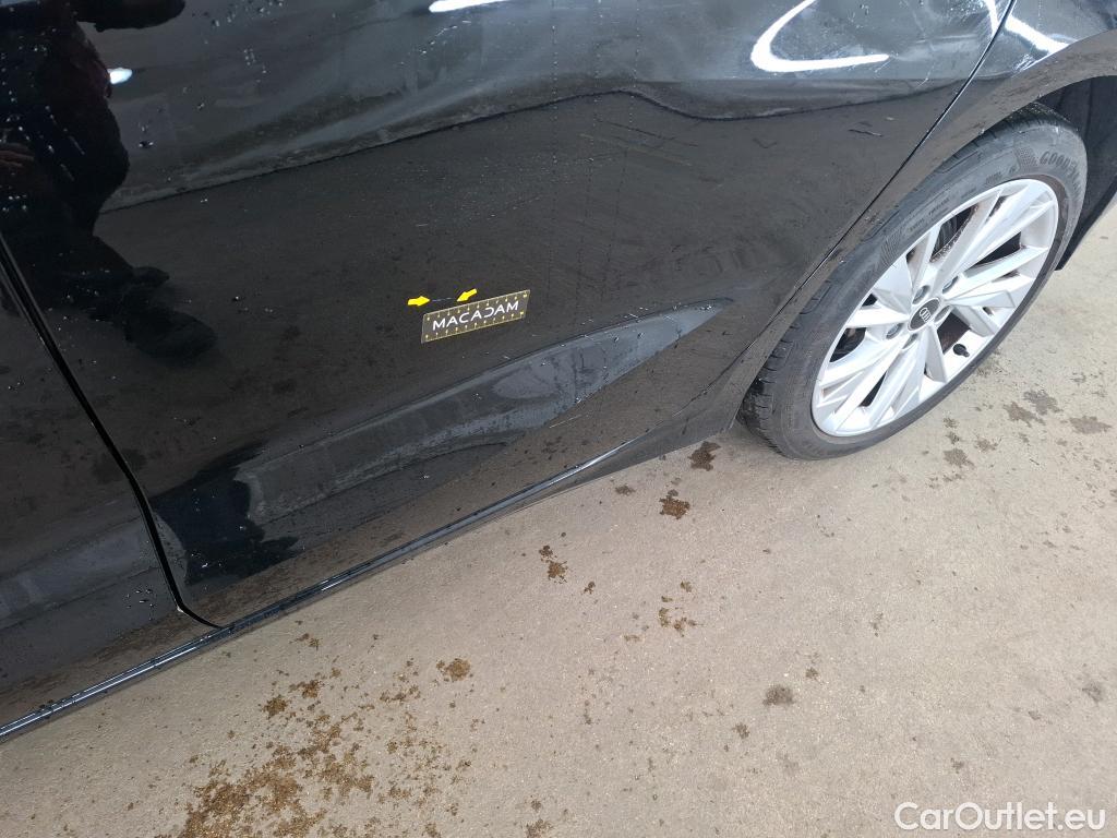  Audi  A3 AUDI  Sportback / 2020 / 5P / Berline 35 TFSI 150 MHEV S Tronic Design Luxe #50