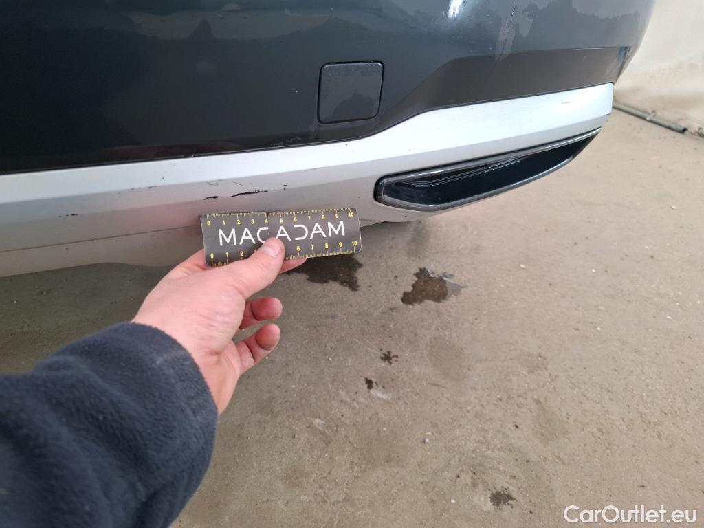  Audi  Q3 AUDI  / 2018 / 5P / SUV 35 TFSI 150 MHEV S TRONIC DESIGN LUXE #10