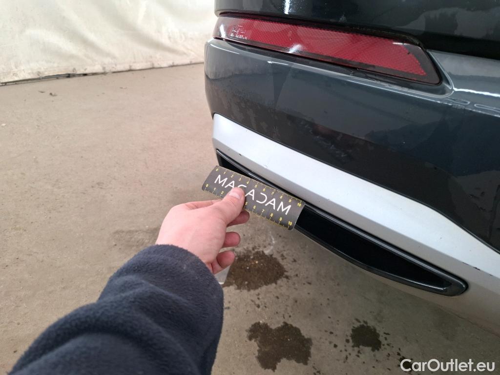  Audi  Q3 AUDI  / 2018 / 5P / SUV 35 TFSI 150 MHEV S TRONIC DESIGN LUXE #13