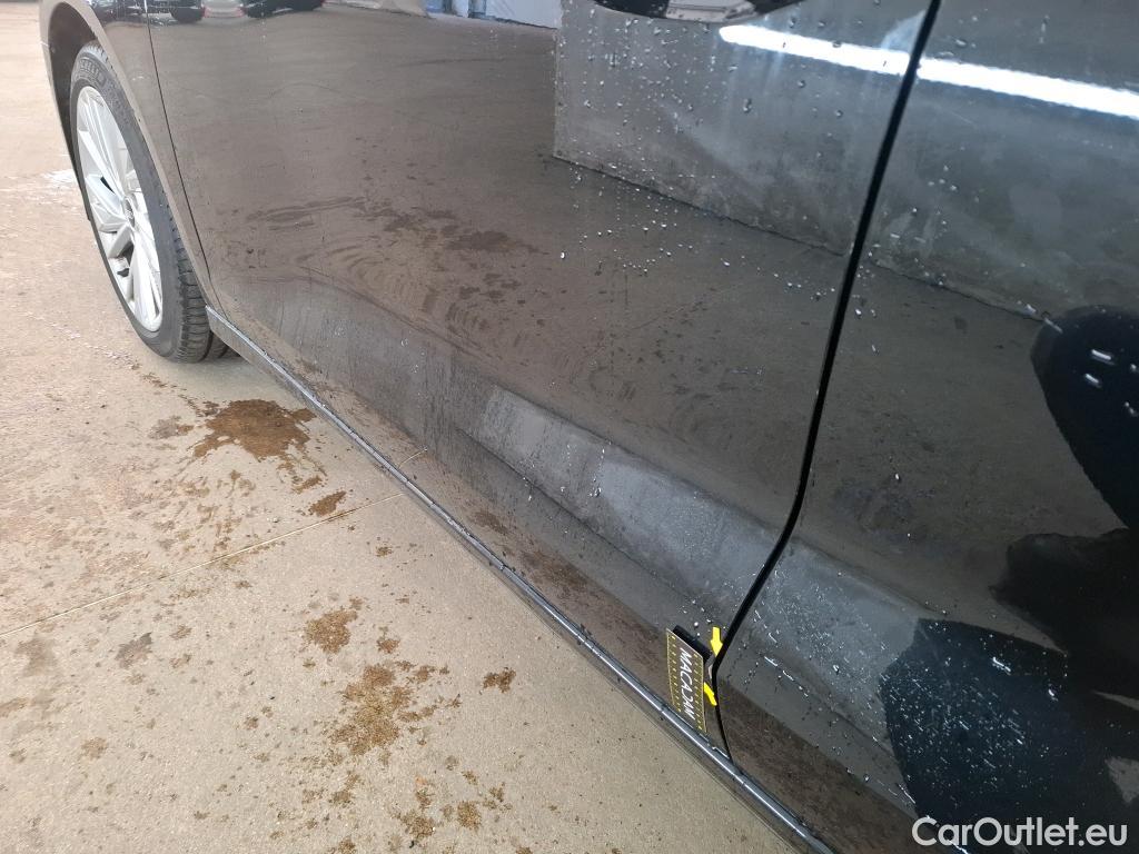  Audi  A3 AUDI  Sportback / 2020 / 5P / Berline 35 TFSI 150 MHEV S Tronic Design Luxe #74