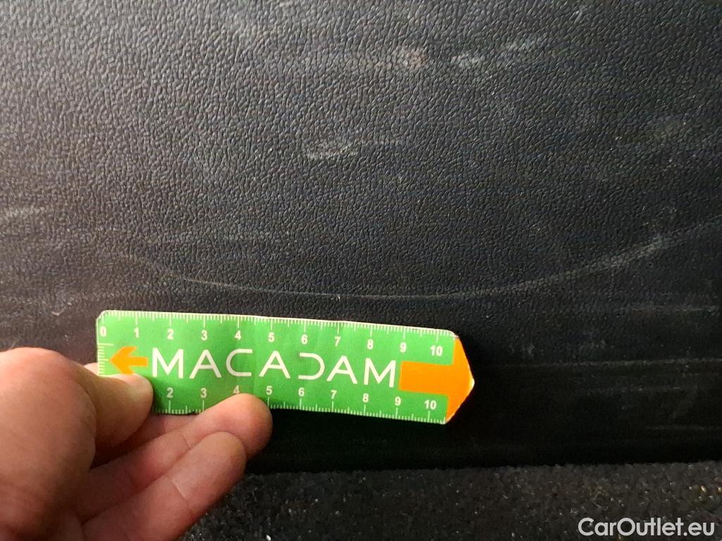  Ford  Kuga FORD  / 2019 / 5P / SUV 2.5 190 hybrid Flexifuel Pshift Titanium #89