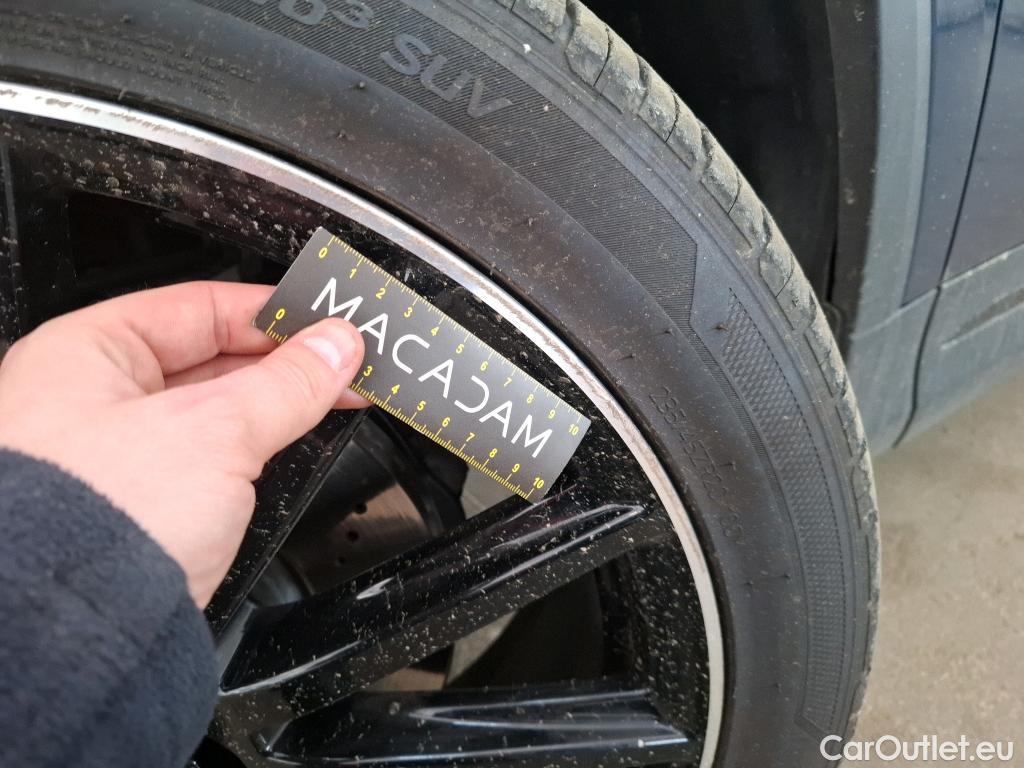  Mercedes  GLA MERCEDES-BENZ  / 2020 / 5P / SUV 1.3  250 e AMG LINE DCT #3