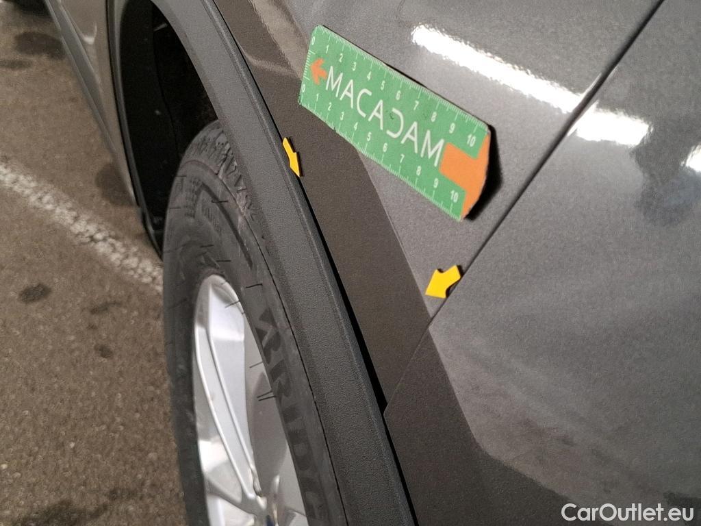  Ford  Kuga FORD  / 2019 / 5P / SUV 2.5 190 hybrid Flexifuel Pshift Titanium #20