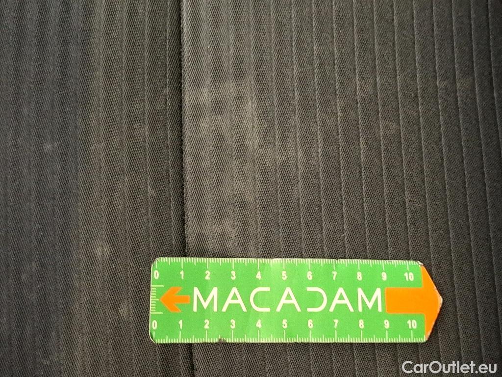  Ford  Kuga FORD  / 2019 / 5P / SUV 2.5 190 hybrid Flexifuel Pshift Titanium #109