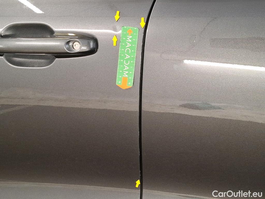  Ford  Kuga FORD  / 2019 / 5P / SUV 2.5 190 hybrid Flexifuel Pshift Titanium #35