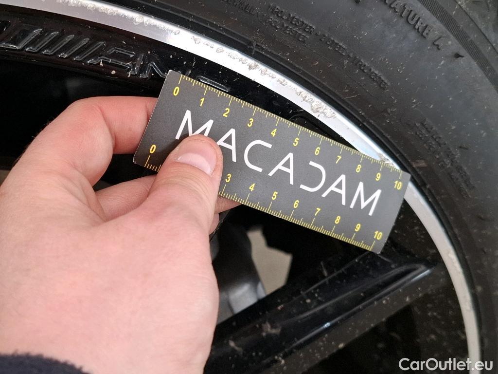  Mercedes  GLA MERCEDES-BENZ  / 2020 / 5P / SUV 1.3  250 e AMG LINE DCT #8