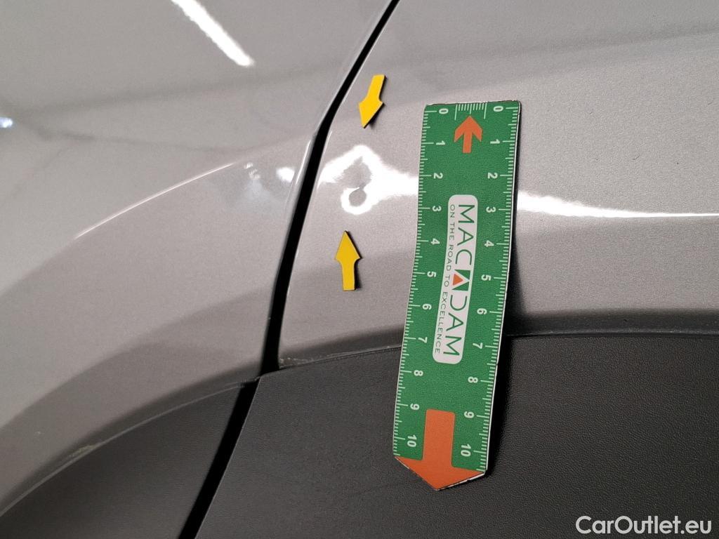  Nissan  Juke NISSAN   2019  5P  Crossover DIGT 114 DCT Business Edition #8