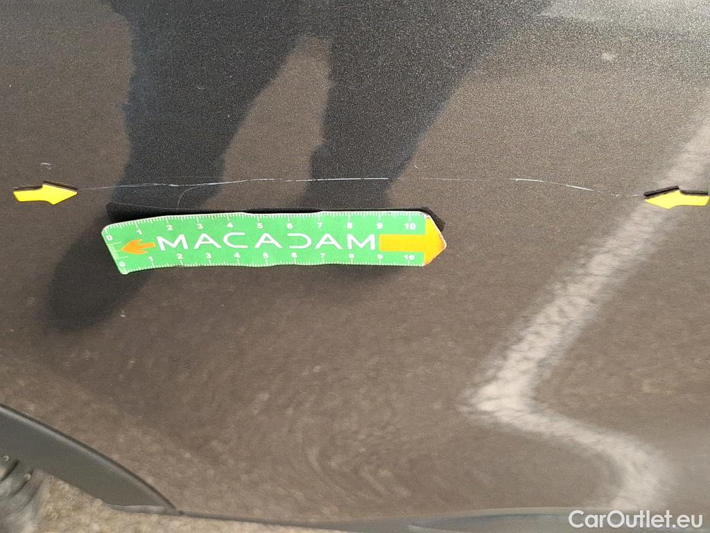  Ford  Kuga FORD  / 2019 / 5P / SUV 2.5 190 hybrid Flexifuel Pshift Titanium #27