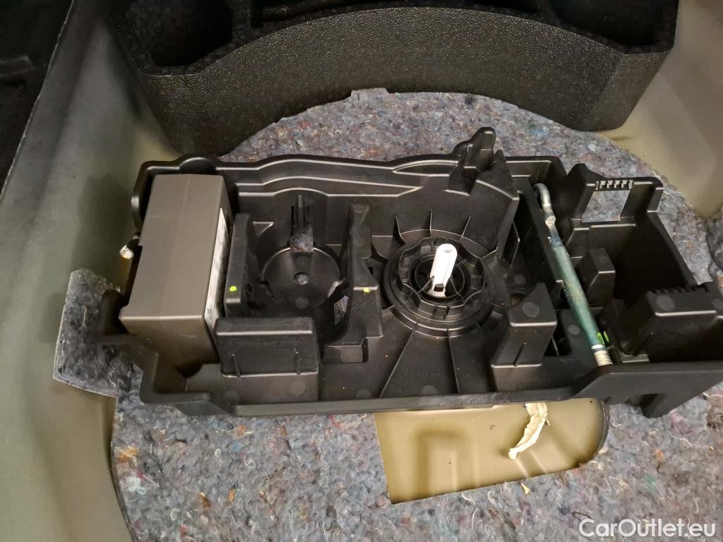  Citroen  C4 CITROEN  X / 2022 / 4P / Berline PureTech 130 S&S EAT8 Feel Pack #20