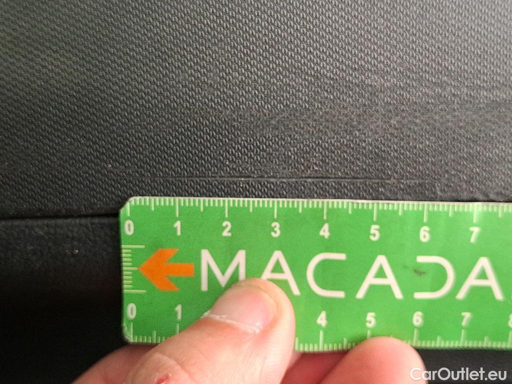  Ford  Kuga FORD  / 2019 / 5P / SUV 2.5 190 hybrid Flexifuel Pshift Titanium #101