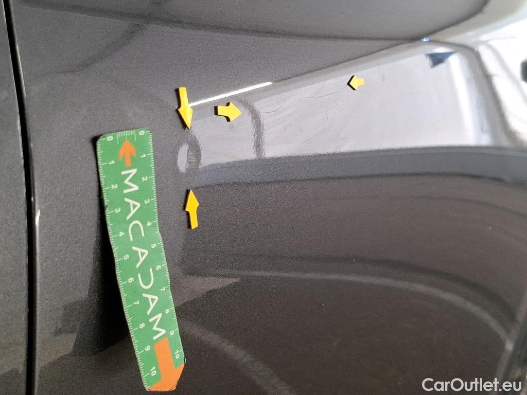  Ford  Kuga FORD  / 2019 / 5P / SUV 2.5 190 hybrid Flexifuel Pshift Titanium #37