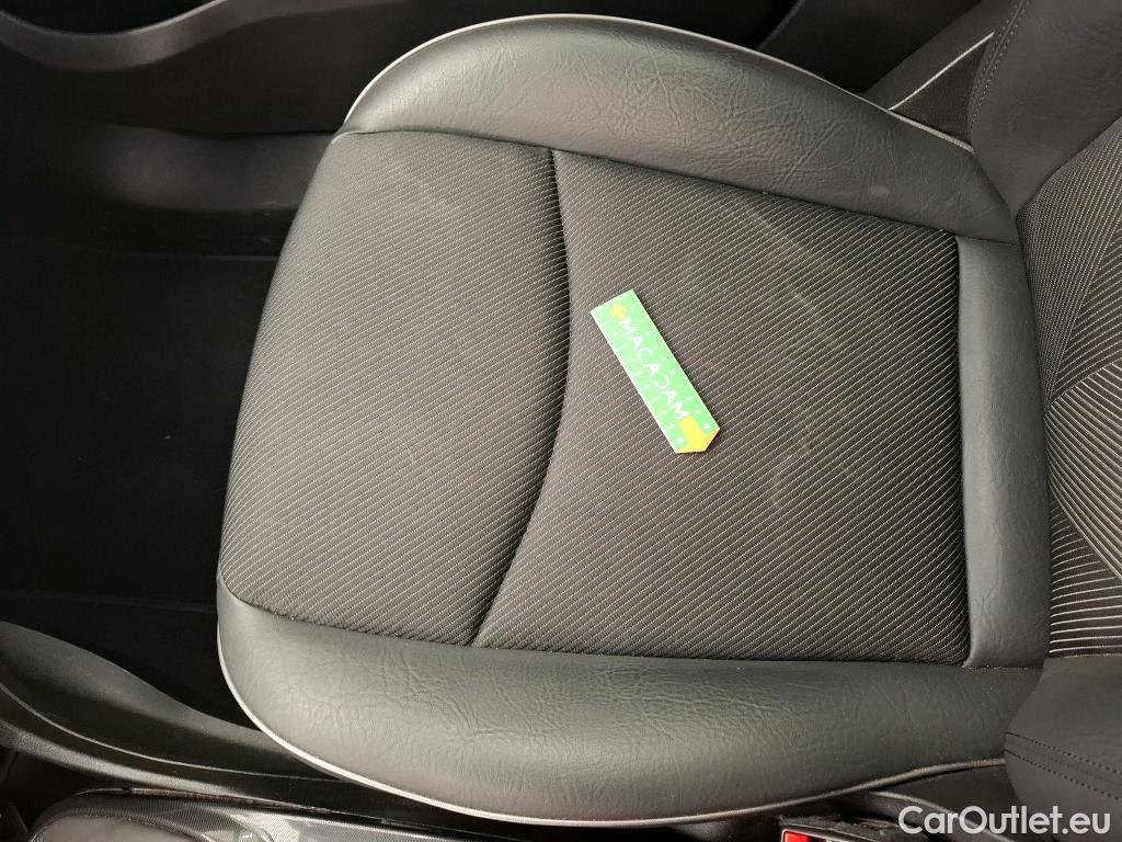  Fiat  500 FIAT X / 2018 / 5P / SUV 1.0 FFly T T3 120ch Cross #19