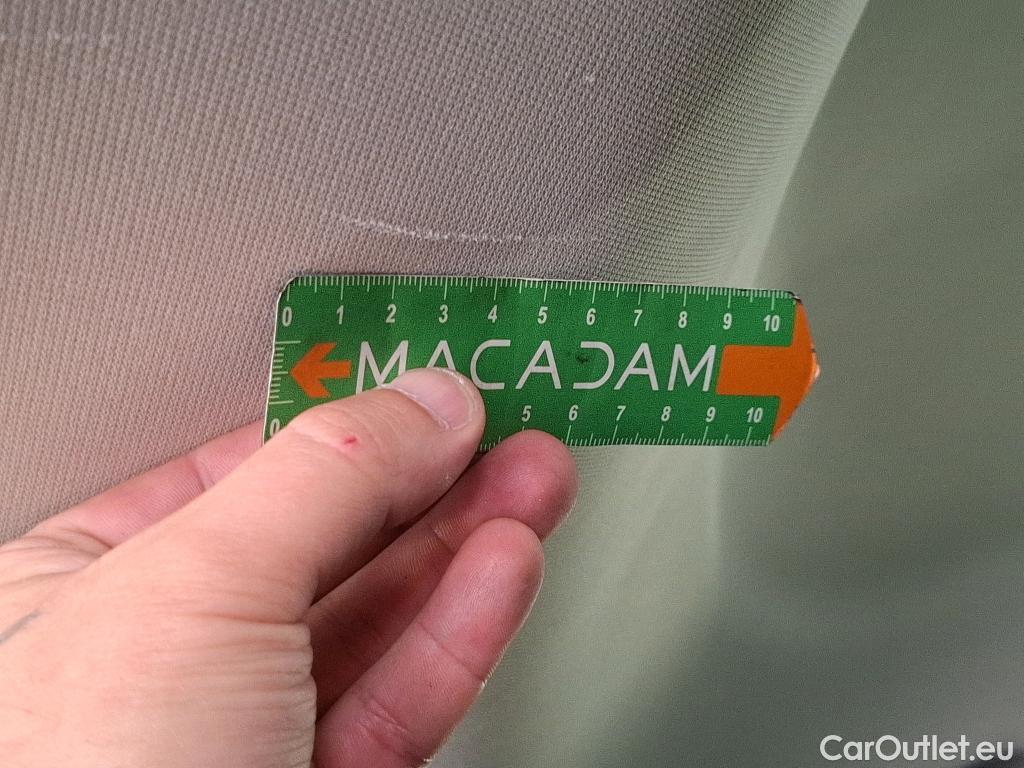  Ford  Kuga FORD  / 2019 / 5P / SUV 2.5 190 hybrid Flexifuel Pshift Titanium #6