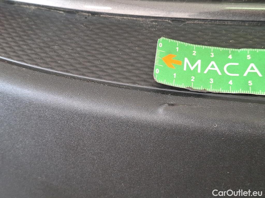  Ford  Kuga FORD  / 2019 / 5P / SUV 2.5 190 hybrid Flexifuel Pshift Titanium #13