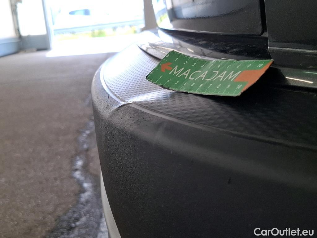  Ford  Kuga FORD  / 2019 / 5P / SUV 2.5 190 hybrid Flexifuel Pshift Titanium #11