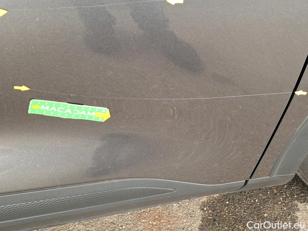  Ford  Kuga FORD  / 2019 / 5P / SUV 2.5 190 hybrid Flexifuel Pshift Titanium #46