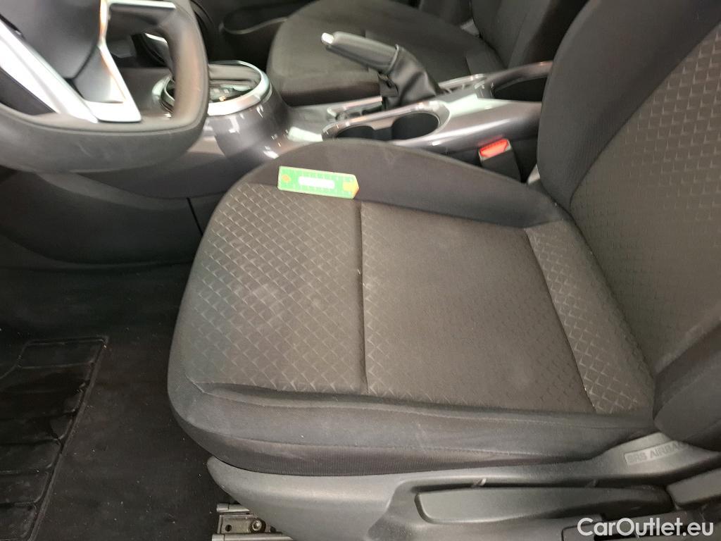  Nissan  Juke NISSAN   2019  5P  Crossover DIGT 114 DCT Business Edition #3