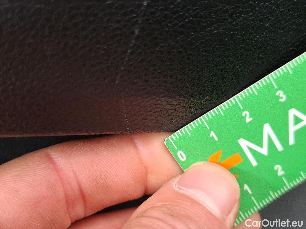  Renault  Captur  II Initiale Paris 1.6 E-TECH Hybrid 145CV BVA6 E6d #6