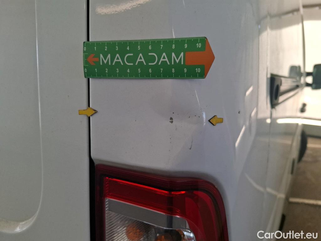  Renault  Master RENAULT  / 2019 / 4P / Fourgon tôlé FG Tr GCF F3300 L1H1 dCi 135 #19