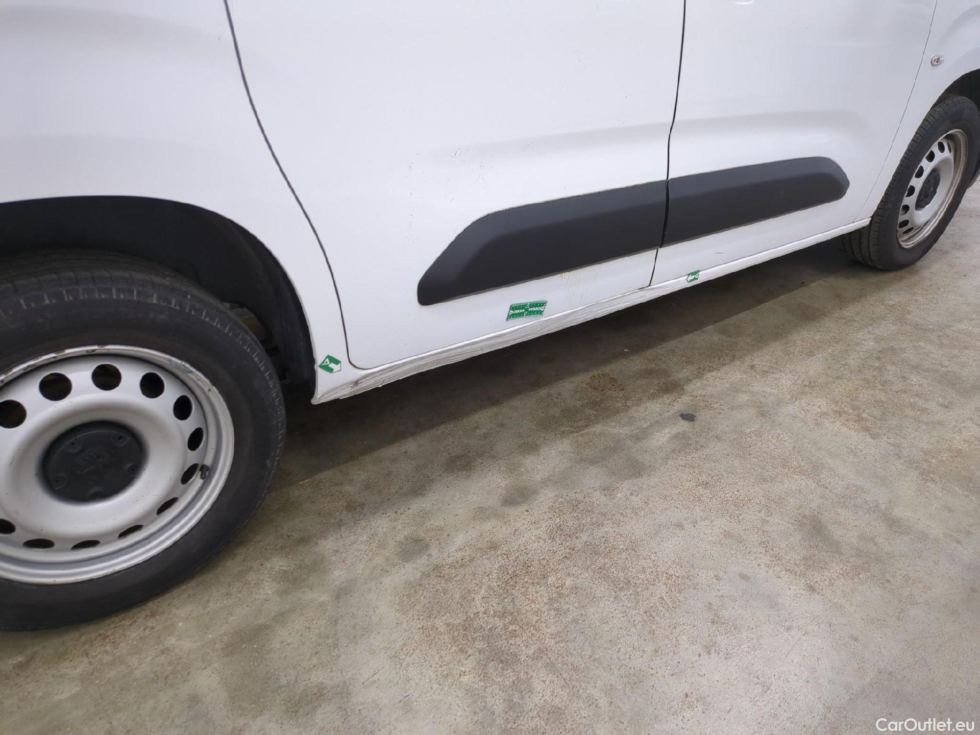  Peugeot  Partner  Asphalt L1 1.5 HDi 100CV BVM5 E6d #6