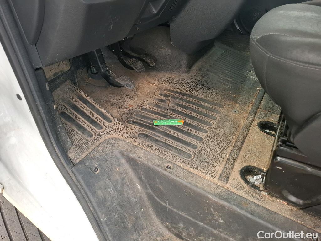  Renault  Master RENAULT  / 2019 / 4P / Fourgon tôlé FG Tr GCF F3300 L1H1 dCi 135 #27