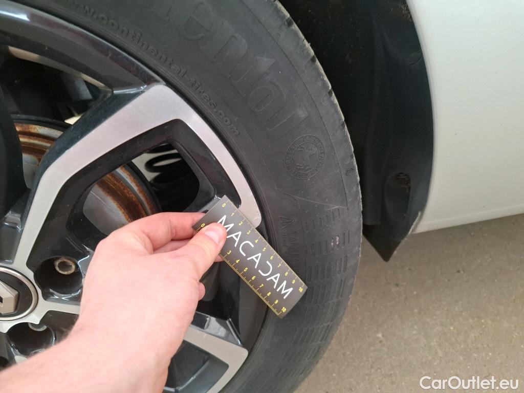  Renault  Clio  IV Intens 0.9 TCe 90CV BVM5 E6 #26