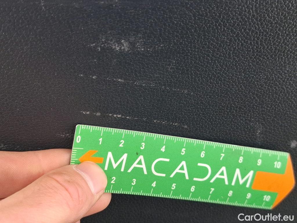  Renault  Captur  II Initiale Paris 1.6 E-TECH Hybrid 145CV BVA6 E6d #8