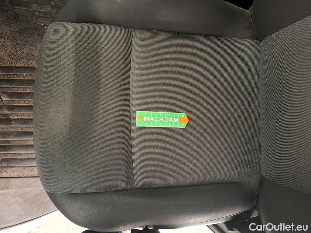  Renault  Master RENAULT  / 2019 / 4P / Fourgon tôlé FG Tr GCF F3300 L1H1 dCi 135 #31