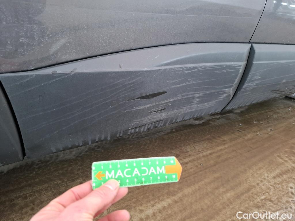  Peugeot  3008  II Active Pack 1.2 PureTech 130CV BVA8 E6d #10