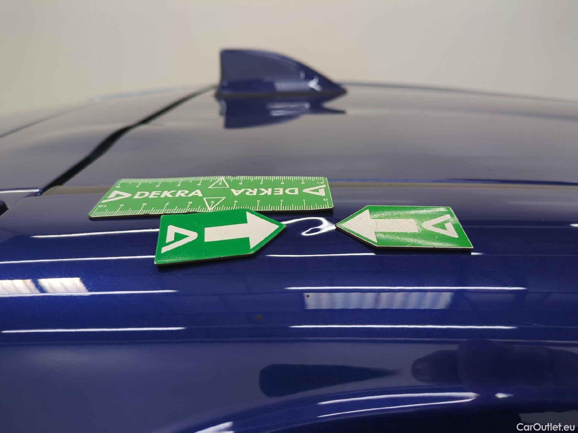  Toyota  Yaris Cross TOYOTA  Hybride / 2021 / 5P / SUV 1.5 HYBRID 116H DYNAMIC BUSINESS BEYOND #19