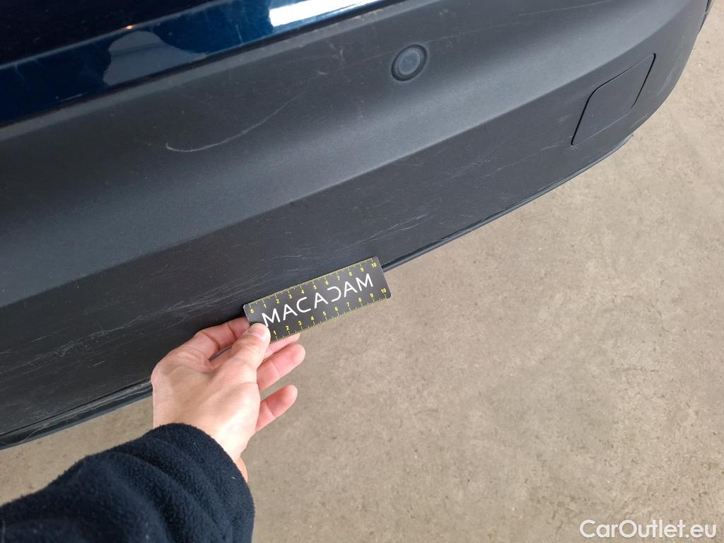  Toyota  C-HR TOYOTA  / 2016 / 5P / SUV 1.8 Hybride 122 Dynamic Business Beyond #93