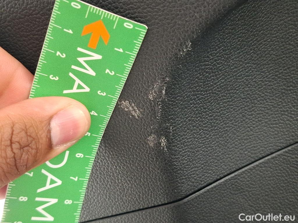  Volkswagen  Golf  / 2020 / 5P / Berline 2.0 TDI SCR 115 DSG7 LIFE  BUSINESS #15